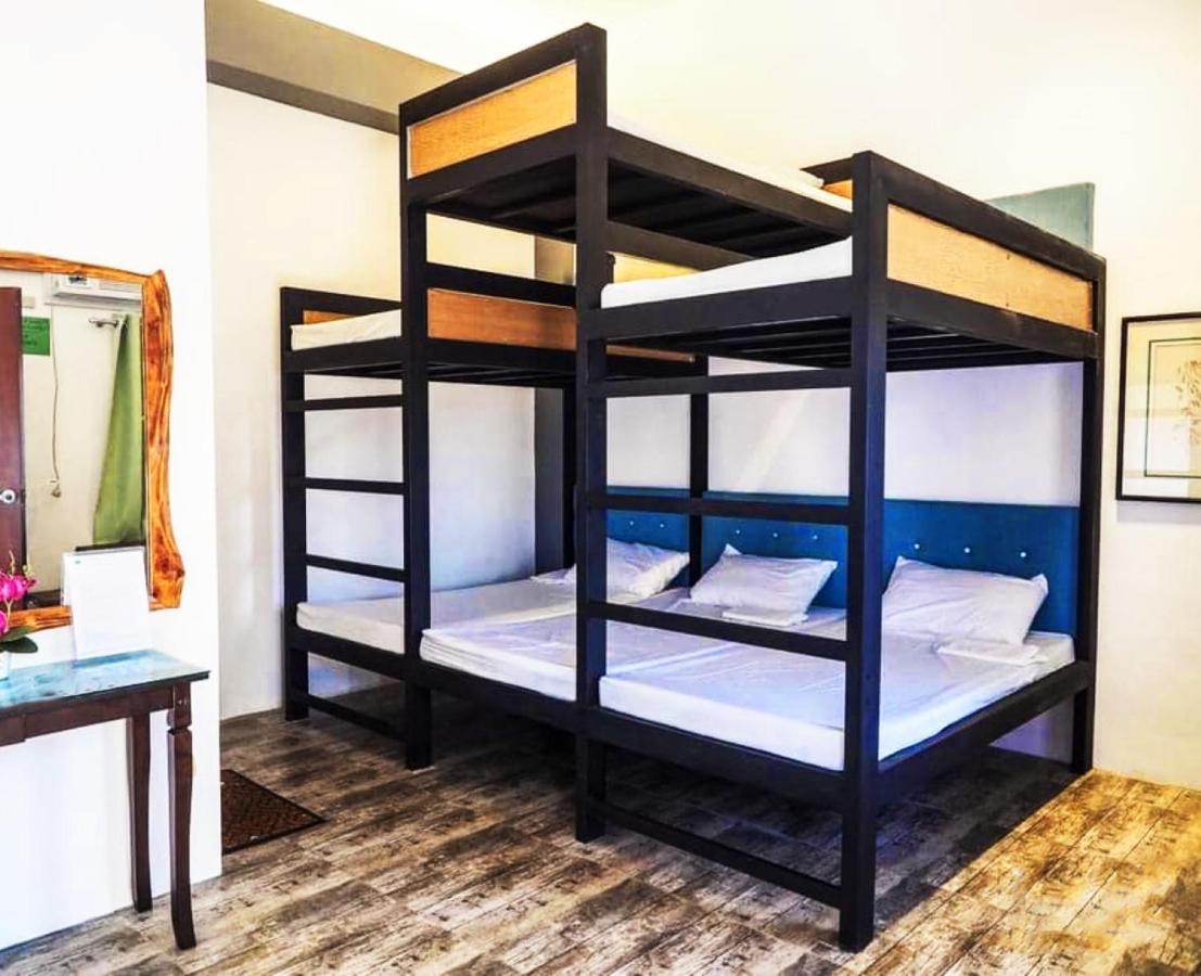 Floating Sanctuary Resort Powered By Cocotel Bulacan Extérieur photo